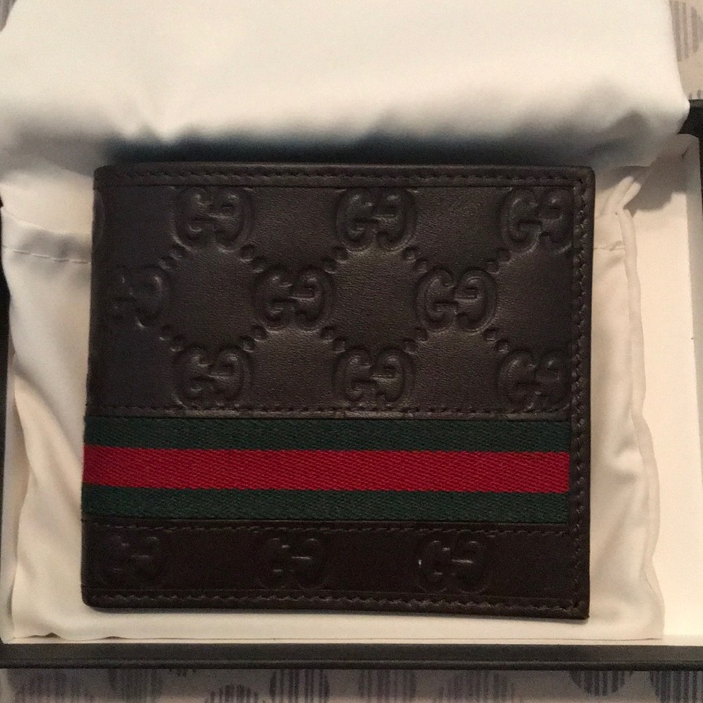 gucci wallet